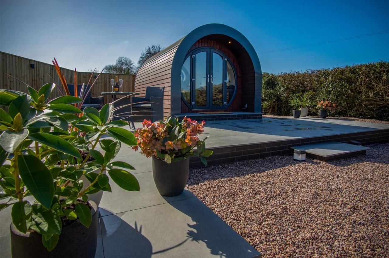 Bracken Burrows - 1 Bedroom Pod - New Hedges エクステリア 写真