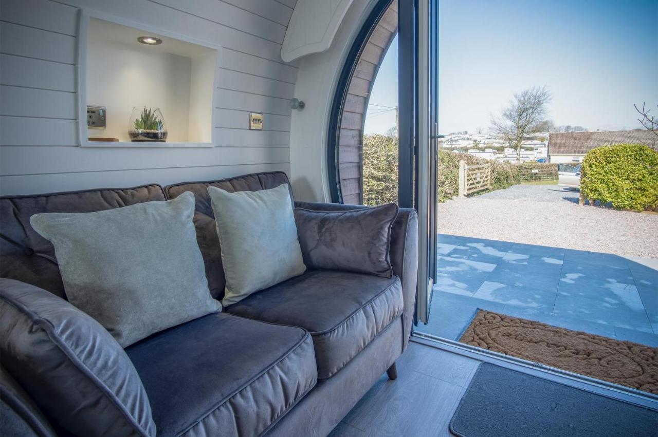 Bracken Burrows - 1 Bedroom Pod - New Hedges エクステリア 写真