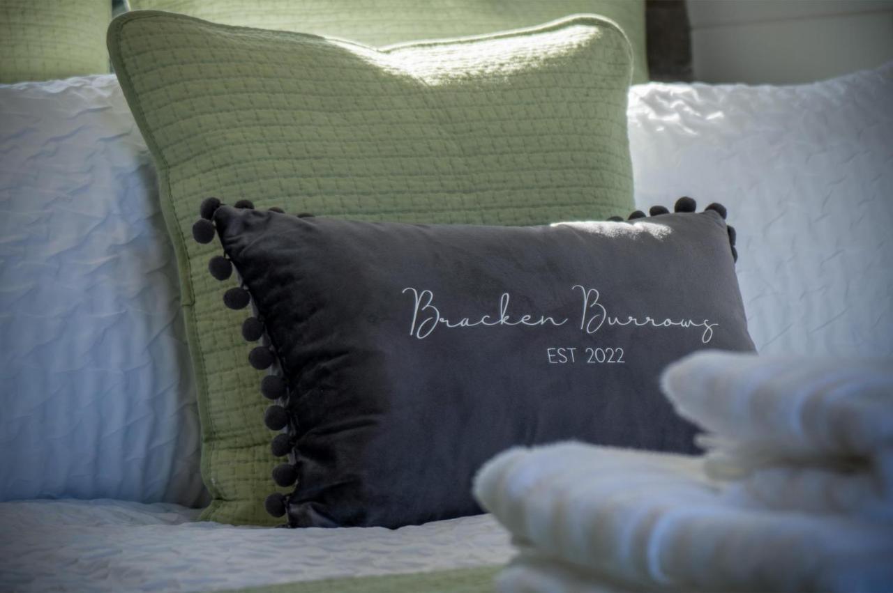 Bracken Burrows - 1 Bedroom Pod - New Hedges エクステリア 写真