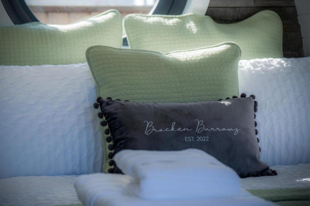 Bracken Burrows - 1 Bedroom Pod - New Hedges エクステリア 写真