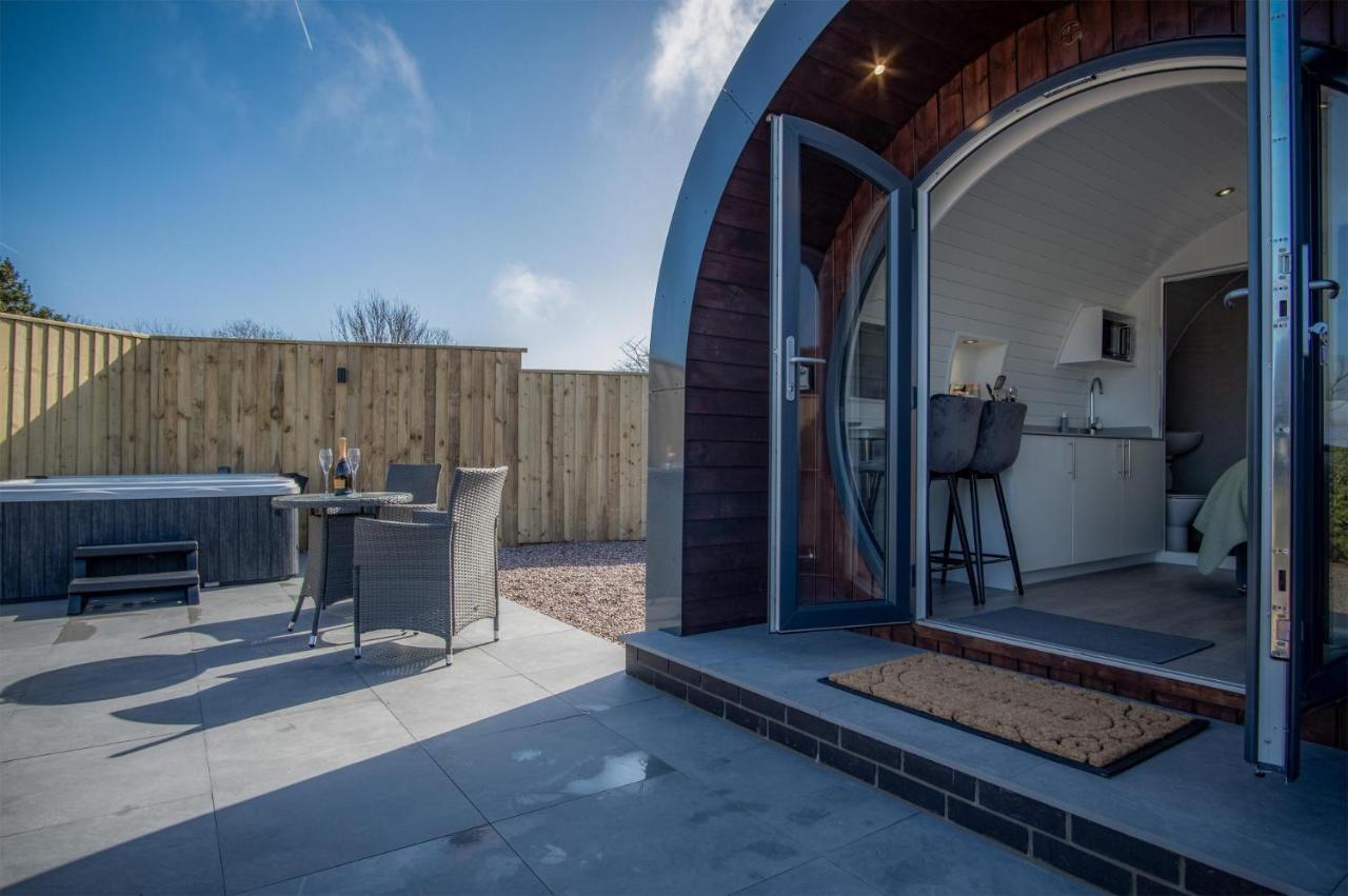 Bracken Burrows - 1 Bedroom Pod - New Hedges エクステリア 写真